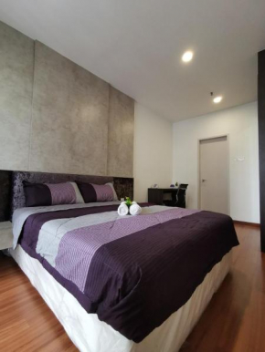 i- Suite 2R1B Homestay at i-City Shah Alam by TRS